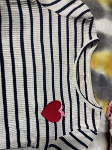 Denim Jeans with cute white crop top