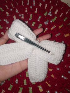 Crochet Back Clip with White Bow