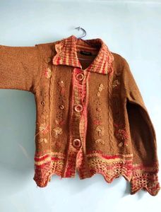 Woolen Cardigan (Female)