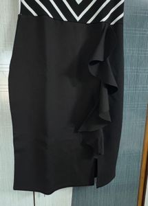 Chic Black &amp; White Halter Dress