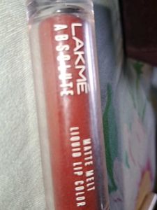 Lakme Absolute Liquid Lipstick
