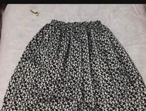 Black &amp; White Floral Skirt