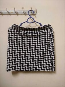 mini skirt