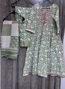 Green Floral Kurta Set
