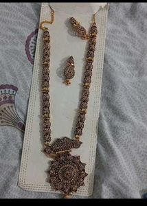 Golden Necklace With Earing
