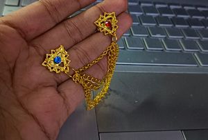Collar Pinup &#39;Bejeweled Stars&#39; In Gold