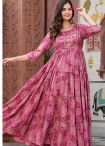 Grab Soon !! Sale Beautiful Gown Shipping 30 Rs