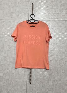 Under armour women’s top