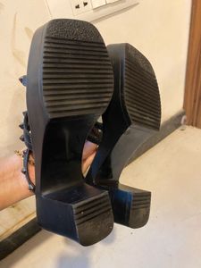 Y2k Date 💕Westside Studded Platform Heels