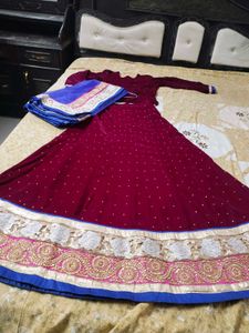 Elegant Maroon Velvet lehenga set With Blue Dupatt