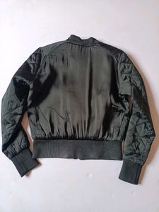 H&amp;M Stylish Black Bomber Jacket Size Small