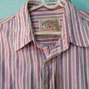 Selective Fashion Shirt.