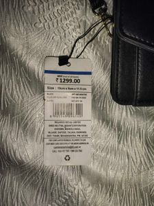 Chic Black Crossbody Bag