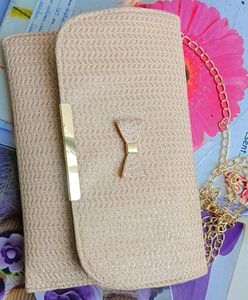 Classic Fashionable Women Slingbags