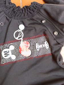 Girl&#39;s Outfit - Top &amp; Skirt 4 years old perfect fi