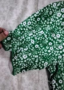Floral Green Top