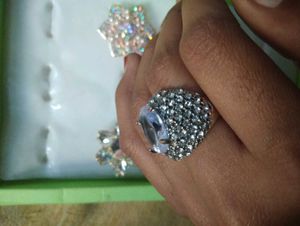 Sparkling Statement Ring