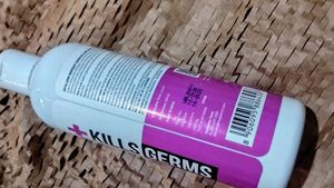 (SALE🔥)Myglamm Wipeout Body Lotion