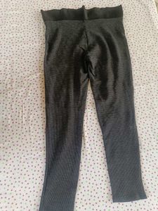 Gray Textured Leggings For Gym