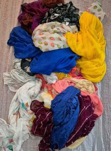 17 Soft Scarves