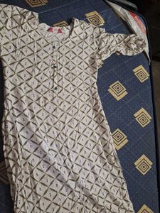 Elegant Printed Kurti