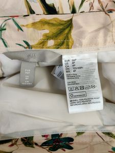 H&amp;M Beige Printed Skirt ( Women)