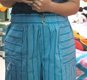 Blue and white striped shorts for women - TOTALLY NEW AND UNUSED