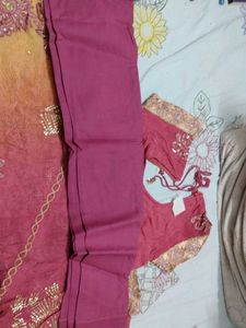 Beautiful saaree with blouse and unused petticoat