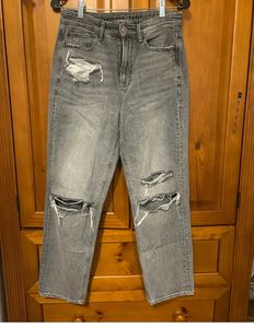 Ripped Mom Jeans