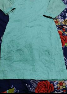 Floral Kurta Set Of 2