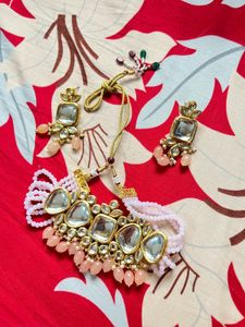 Kundan Choker Set with Earrings