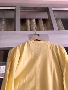 Yellow Long Sleeve Top💗