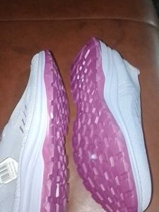 New Women Shoes (EU 38) (UK 5,5.5) With Tag