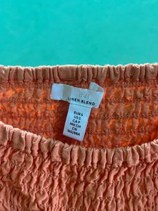 H&amp;M Smocked Puff Sleeve Top