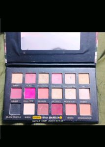 Eyeshadow Palette 💐🎨