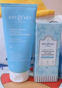 Dot & Key Skincare Set
