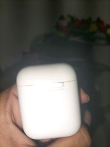 AIRPODS + FREE WATCH