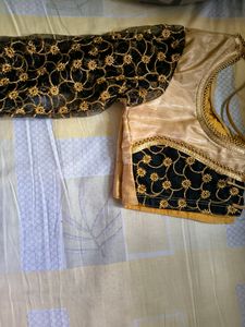 Blank Nd Golden Blouse. 34 Size.