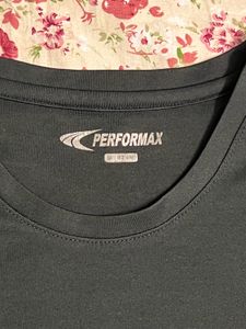 Women Regular Fit Round-Neck T-Shirt