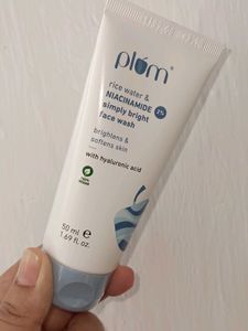 Plum Rice Water & Niacinamide Face Wash