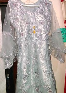✨ Elegant Silver Sara Dress – Like New!