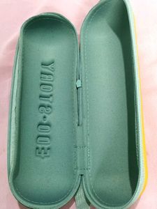 Edo Story Case for Glasses, Stationary organizer.