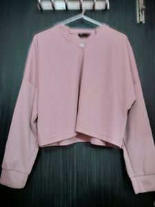 Full Sleeve Cropped Woolen Top