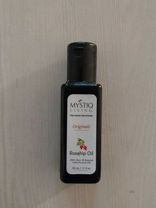 Mystiq Living Rosehip Oil