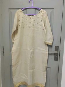 Kerala Tissue Silk Kurthi