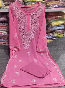 Chikankari Kurti (Free Size)