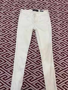 white slim jeans