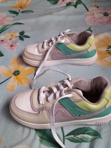 Sports Shoes With Multi Color