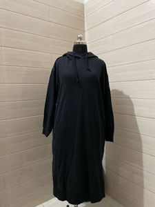 Oversized UNIQLO Black Hoodie Dress