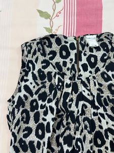 Animal Print Sleeveless Top